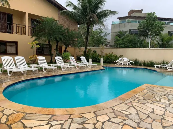 Casa Para Locação Anual em Juquehy a 300 Metros da Praia