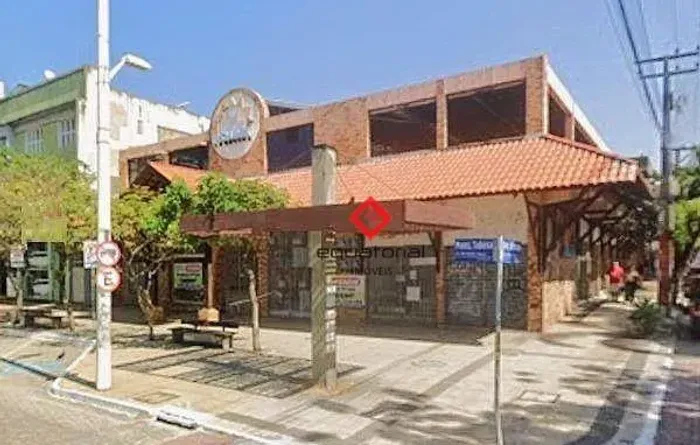 Terreno à venda, 810m² / 1800m² área construída por R$ 3.800.000 - Centro - Fortaleza/CE