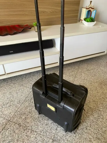 Mala Notebook / Executiva em Couro IKA