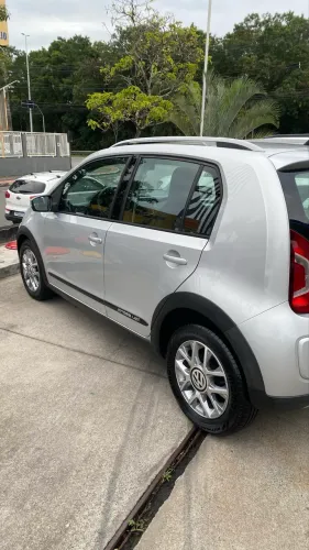 Volkswagen Up! Cross 1.0 T. Flex 12V 5P 2015