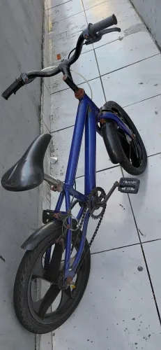 Vendo Bicicleta aro 12 super nova!!