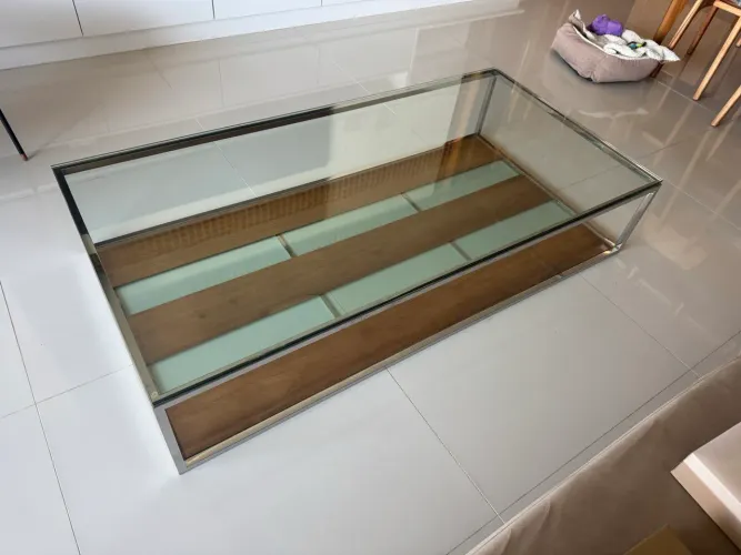 Mesa de centro vidro, madeira e inox