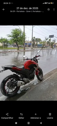 Moto em perfeito estado 