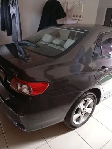 Toyota Corolla GLI 1.8 Flex 16V Mec. 2012