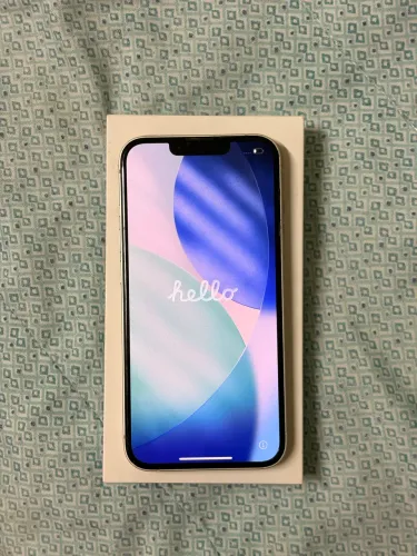 iPhone 13 128gb com películas (câmera, traseira, tela)