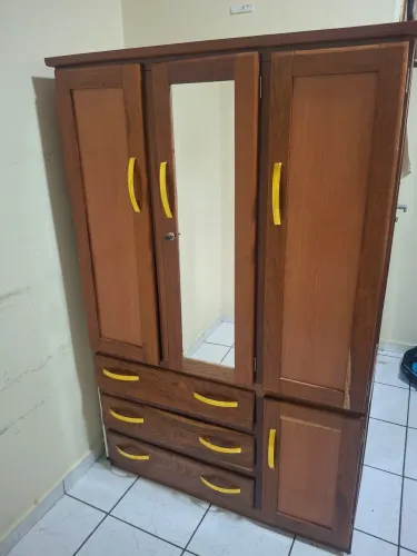 guarda roupa 3 portas