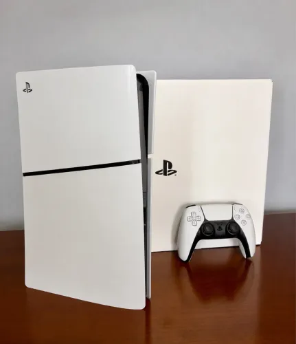 PlayStation 5 slim mídia física na caixa !