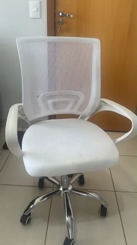 Cadeira escritório nova