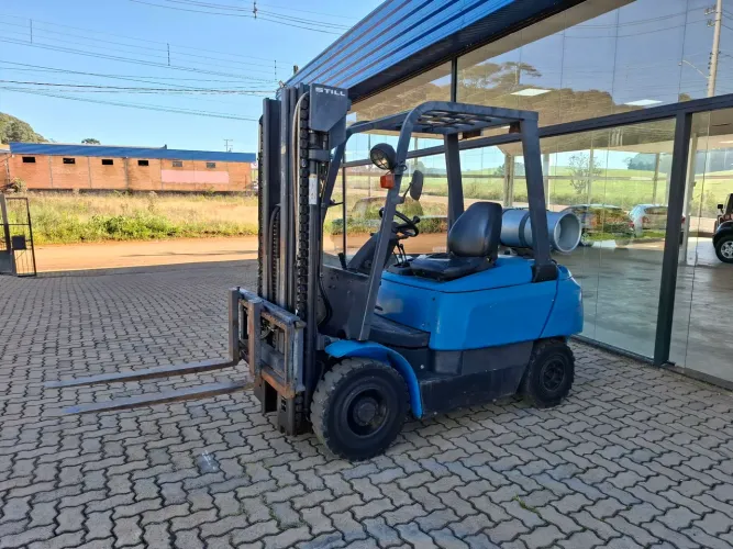 Empilhadeira Still xl25 ano 2008 2,5t