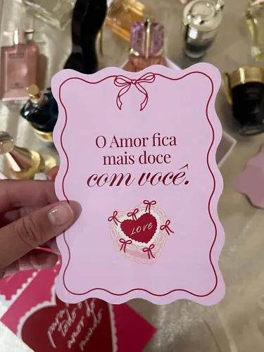 Cartão dia dos namorados presente especial perfumes