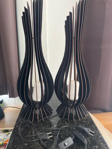 Abajur com lâmpada (fogo)