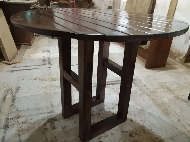 Mesa de madeira demolição redonda na medida 90 diâmetro