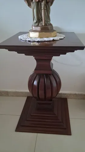 Mesa de Canto de Madeira Maciça 