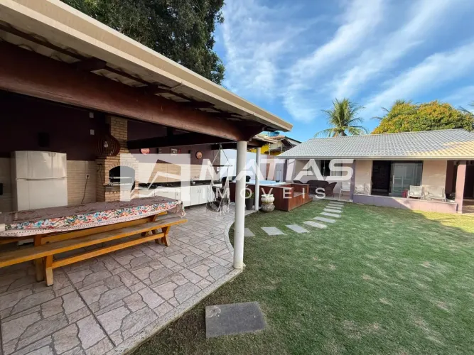 CASA A VENDA EM GUARAPARI