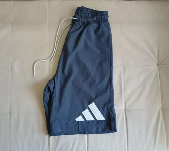 Bermuda masculina Adidas tam P