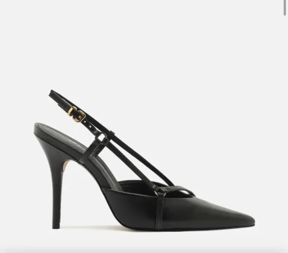 Scarpin Preto Arezzo Couro Tiras
