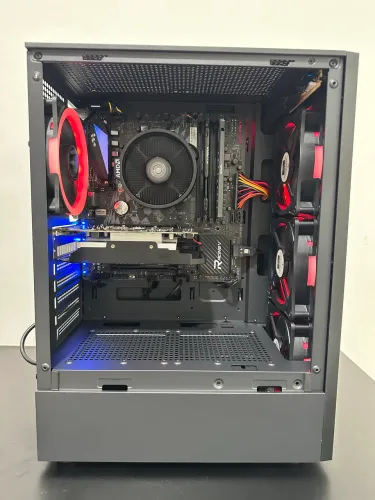 Pc Gamer Ryzen 5 1600AF + 16GB RAM + RX 550 4GB