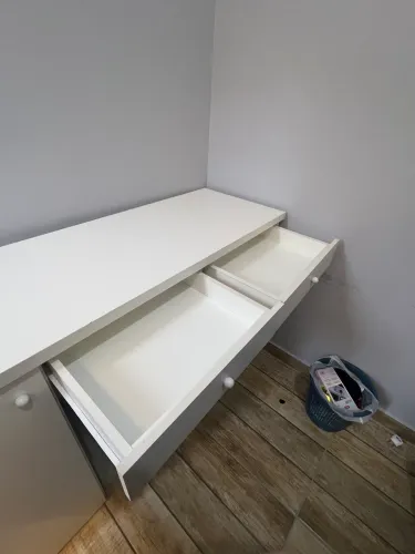 Mesa de escritório branca 1.30m