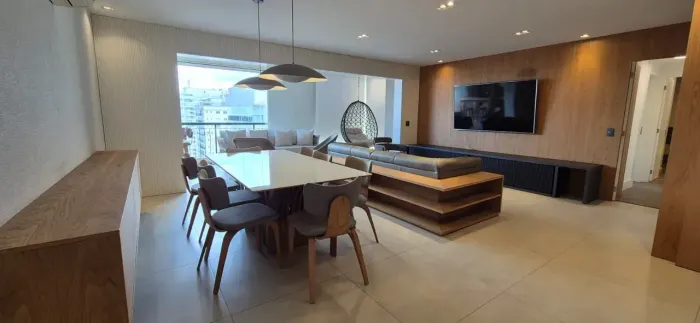 Cobertura com 3 quartos (sendo 3 amplas suítes), alto padrão, infraestrutura e vagas na B