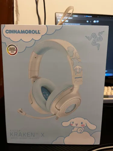 Headset Razer Kraken v4 X Hello Kitty Cinnamoroll
