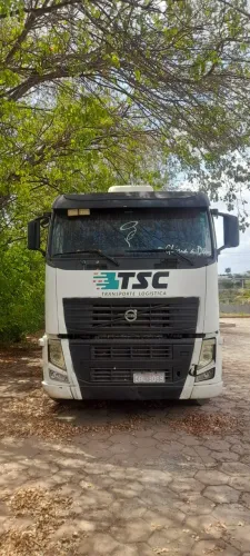 Volvo FH 440 6x4 Traçado