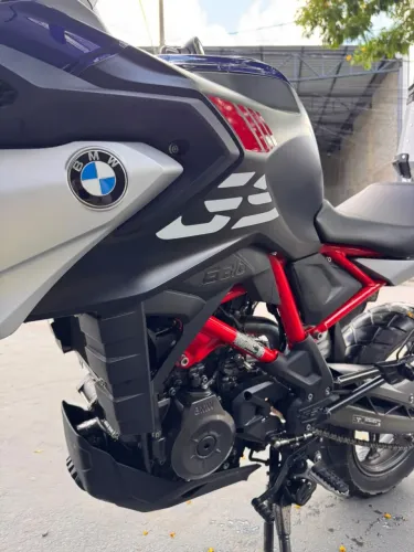 VENDO ESSA LINDA BMW