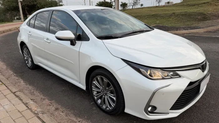 Toyota Corolla XEI 2.0 Flex 16V Aut. 2023