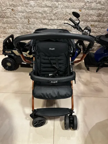 Carrinho de bebê
