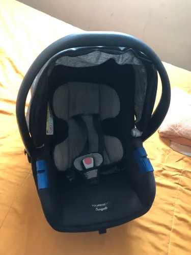 Bebê conforto (infant car seat) - BURIGOTTO