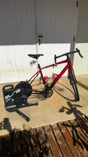 BIKE TREK DOMANE AL2 + ROLO SUITO T ELITE