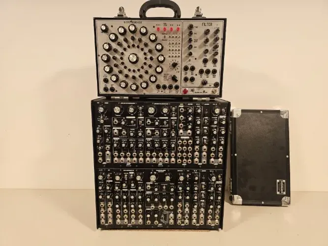 Sintetizador Analógico Modular 5u Núcleo+sequencer 16 Etapas