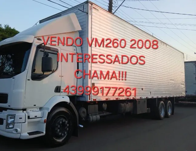 Caminhão volvo VM 260 baú 11 metros