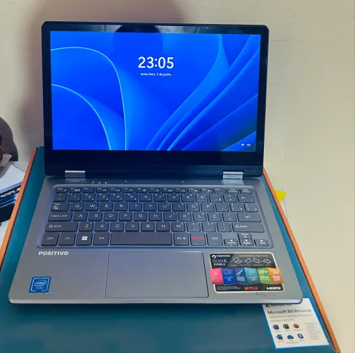 Notebook positivo tela touch 
