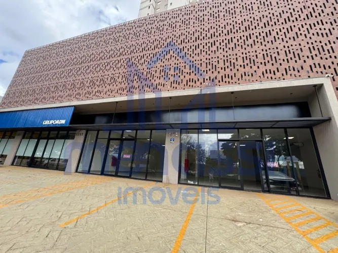 Ponto Comercial com ampla área de 130 m² na Zona Sul na AV. Caramuru em Ribeirão Preto.