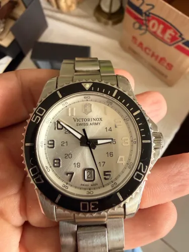 Relógio Victorinox Swiss Army Maverick