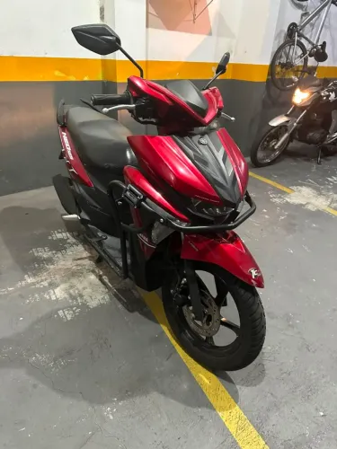 Yamaha neo 125 vermelha 