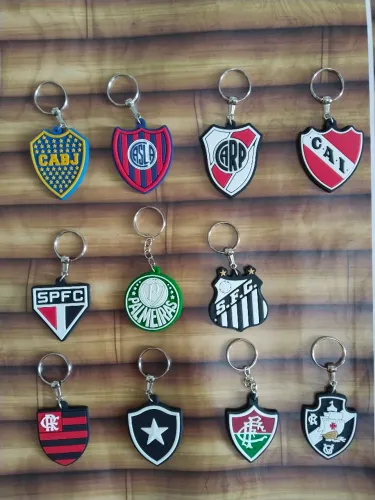 Chaveiros de times emborrachados. R$ 10 CADA.