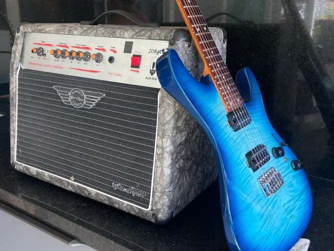 Amplificador valvulado WarmMusic 60w