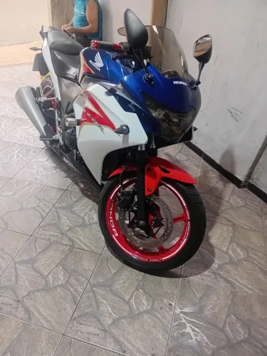 Cbr 250r