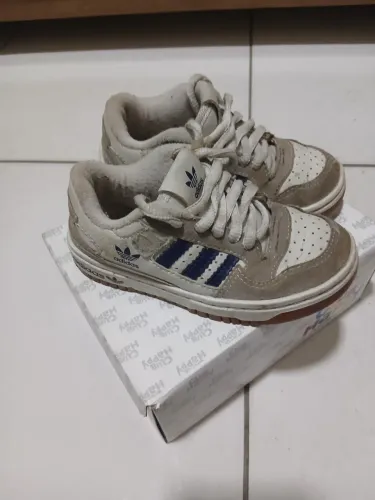 Tênis Adidas Usado - Infantil n°26