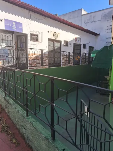Alugo Loja R$650,00 Centro de Santa Cruz.