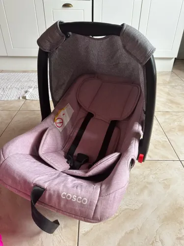 Bebê conforto com suporte