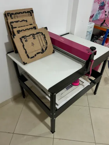 Máquina de Corte e Vinco Manual - 80 Cm - Reforçada Artmaq  