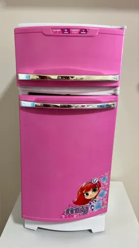 Geladeira brinquedo