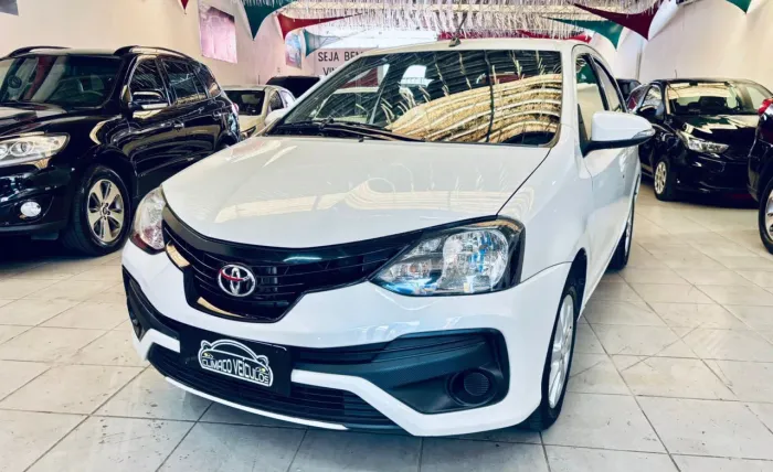 Toyota Etios X Plus 1.5 Flex 16V 5P Mec. 2020