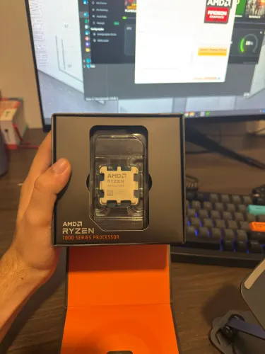 Processador Ryzen 7 8700F AM5