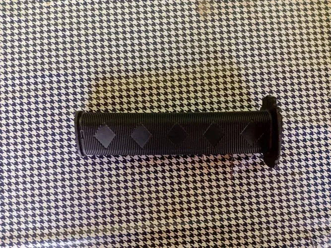 Katana retratil de plastico