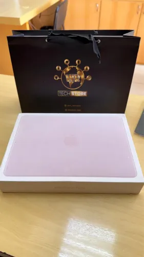 MacBook Neo ? 13?  8GB RAM / 256GB SSD  Cor: Rosa
