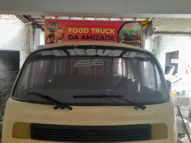 Volkswagen Kombi Standard/ Luxo/ Serie Prata 1986