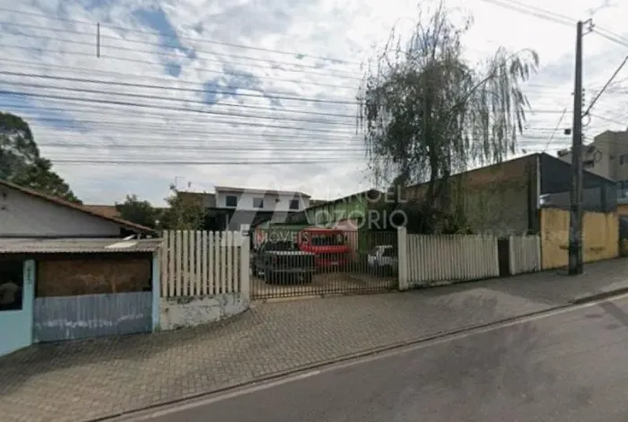 Sobrado à venda em Iguaçu, Araucária | 3 dorms, 100m²
